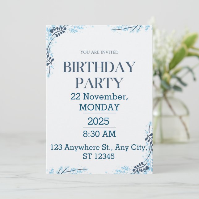 Invitación Partido de Cumpleaños Moderno Blanco y Azul (Anverso de pie)