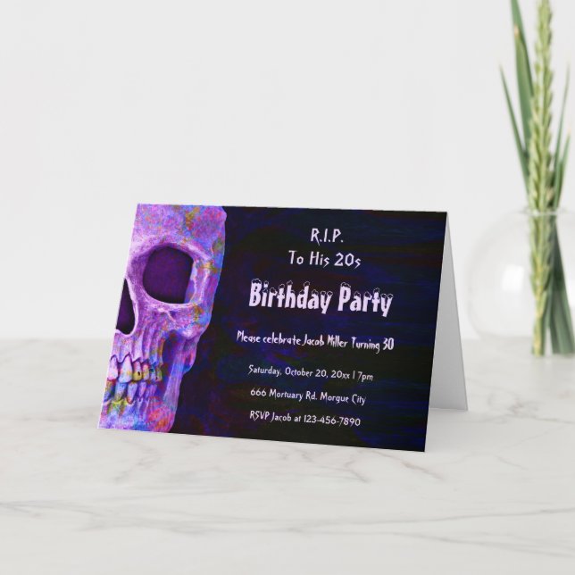 Invitación Partido de cumpleaños morado de cráneo gótico de s (Anverso)