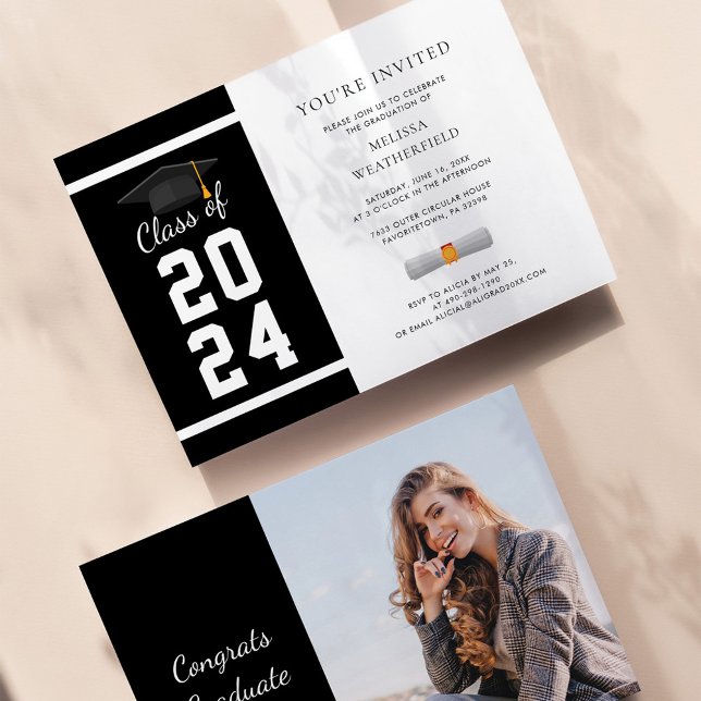 Invitación Partido de Graduación Blanco y Negro de Graduación (Graduation 2024 Grad Photo Party Invitation)