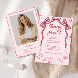 Invitación Partido de Graduación Brillante con Doodles dibuja