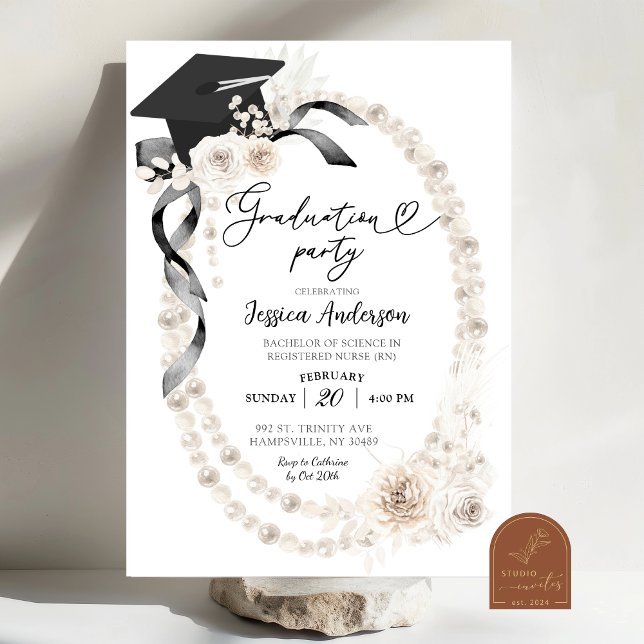 Invitación Partido de Graduación de Coquette Black Bow y Pear (Subido por el creador)