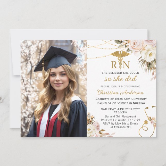 Invitación Partido de Graduación de Foto de Enfermería RN de  (Anverso)