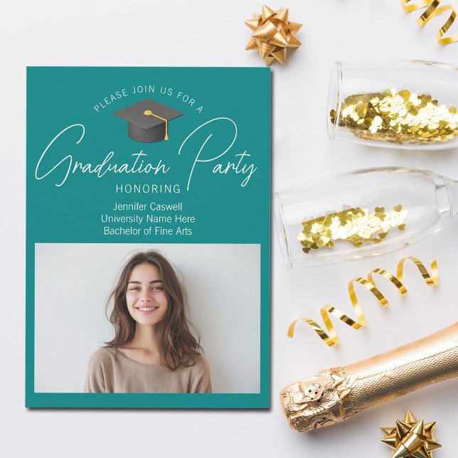 Invitación Partido de Graduación de Foto de Graduado Verde az (Subido por el creador)