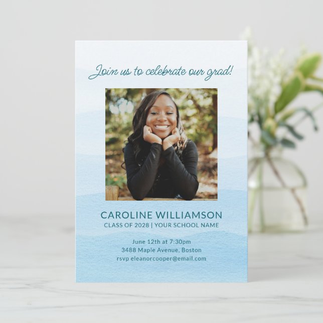 Invitación Partido de Graduación de Foto de Moda Pastel Blue  (Anverso de pie)