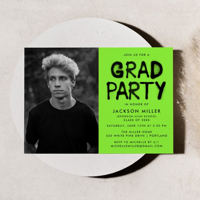 Invitación Partido de Graduación de Foto de Paint Green Spray (Subido por el creador)