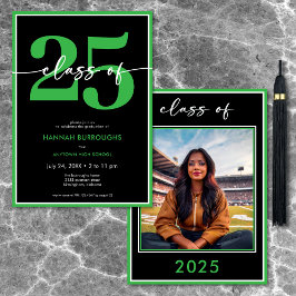 Invitación Partido de Graduación de Guión Verde Mínimo Modern