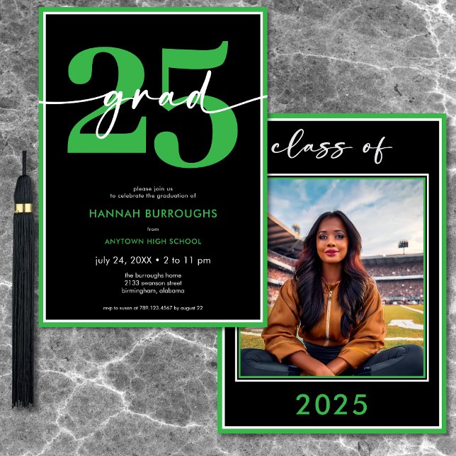 Invitación Partido de Graduación de Guión Verde Mínimo Modern (Modern Minimal Green Script Graduation Party Invitation)