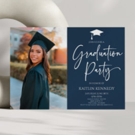 Invitación Partido de Graduación minimalista Moderno y Elegan