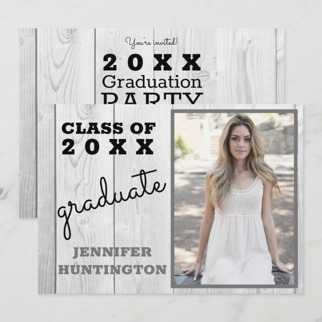 Invitación Partido de Graduación Rustic Barnwood Photo 2025 (Anverso / Reverso)