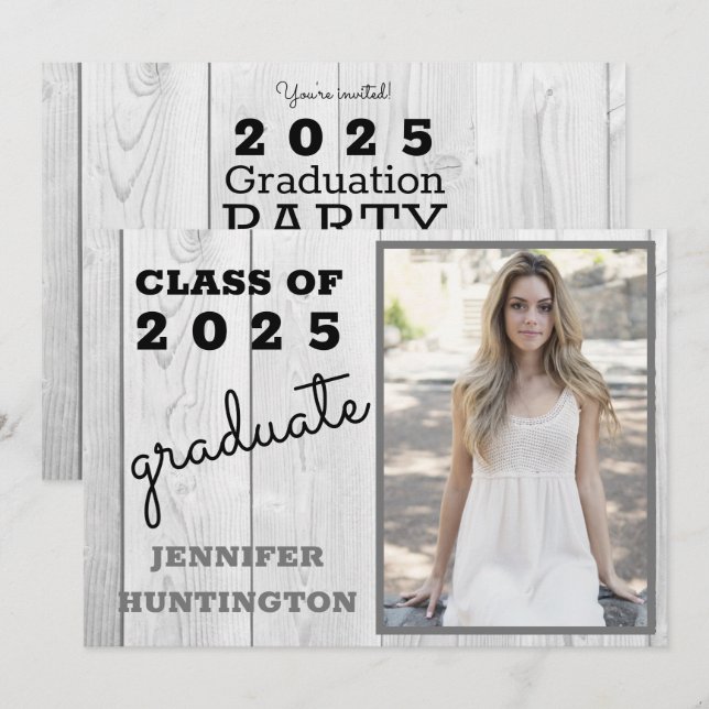 Invitación Partido de Graduación Rustic Barnwood Photo 2025 (Anverso / Reverso)