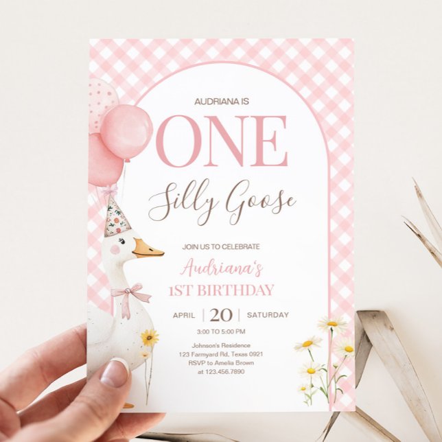 Invitación Partido del Cumpleaños de Gingham Silly Goose (Pink Gingham Silly Goose Birthday Party Invitation)