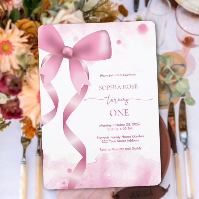 Invitación Pastel Rosa Bow Bow Niña Primer Cumpleaños Estétic (Pastel Pink Bow Baby Girl 1st Birthday Aesthetic Invitation)