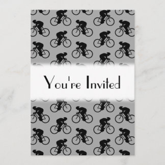 Invitación Patrón de bicicletas gris y negro.