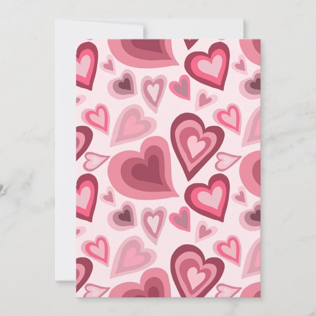 Invitación Patrón de corazón en capas rosa y rojo (Anverso)