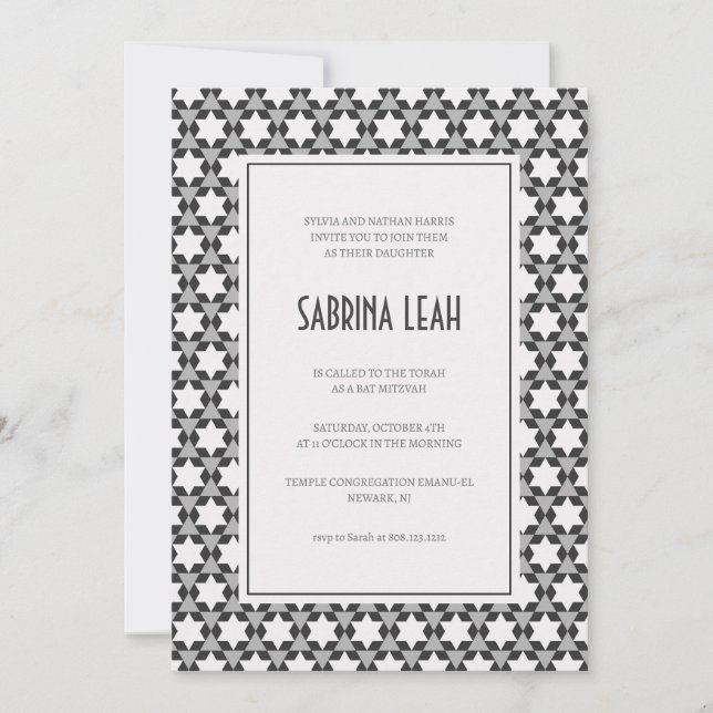 Invitación Patrón de estrella judía blanco y negro Bat Mitzva (Anverso)
