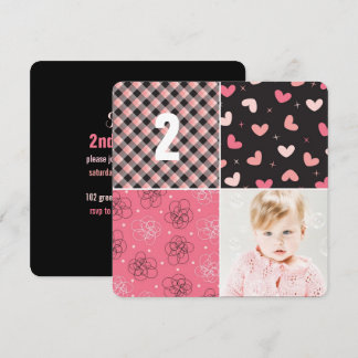 Invitación Patrón de parches rosados en cuadrados Foto Cumple