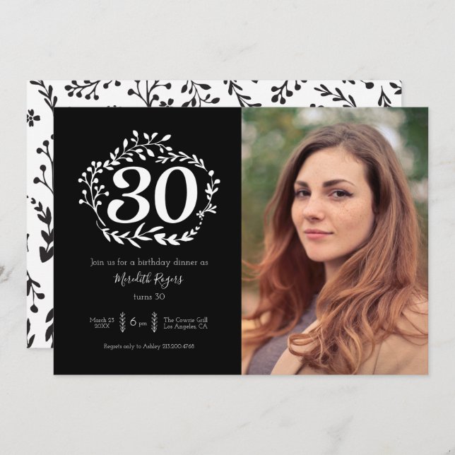 Invitación Patrón moderno de follaje blanco y negro 30 cumple (Anverso / Reverso)
