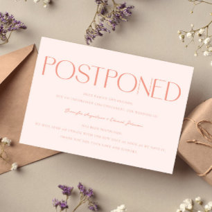 Invitación Peach de actualización de Boda posponeado minimali