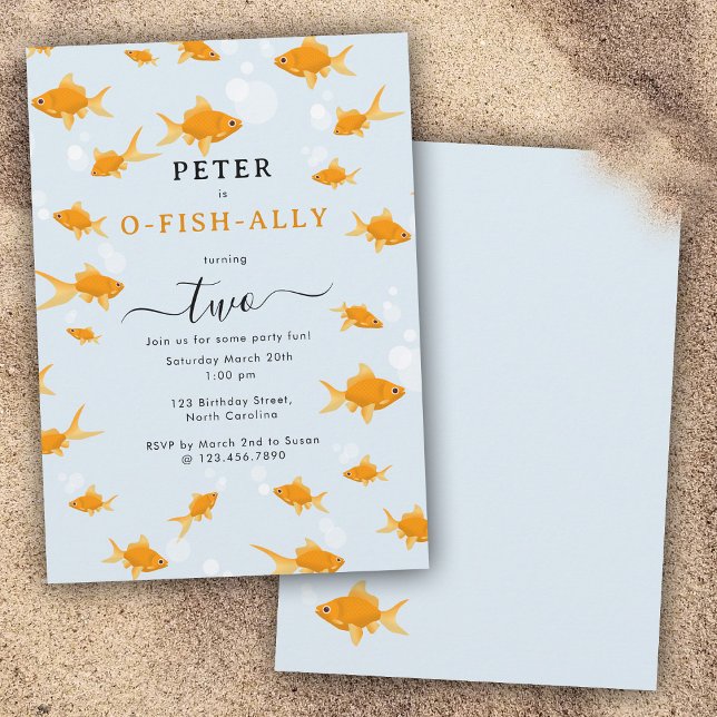 Invitación Peces de Oro Cuidados Bañando Agua O Aliado Pescad (Cute Goldfish Swimming Water O Fish Ally Birthday Invitation)