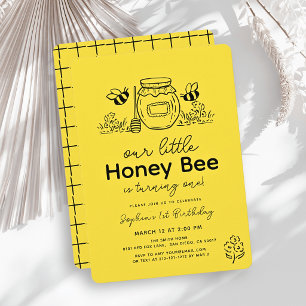Invitación Pequeña Abeja de Miel Amarilla Dibujada a Mano Cum