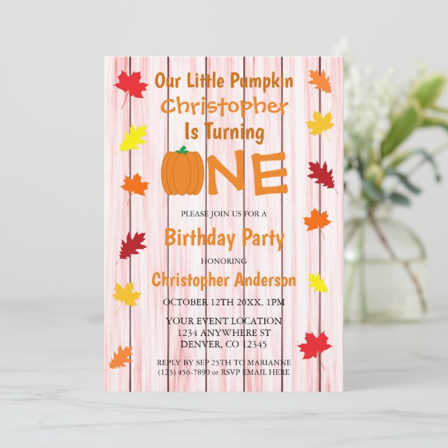 Invitación Pequeña Calabaza en otoño deja cumpleaños (Anverso de pie)