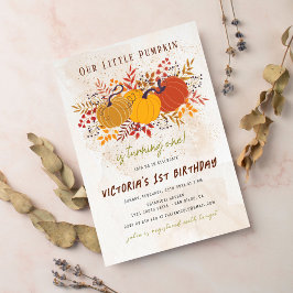 Invitación Pequeña Calabaza Fresca Foto De Granja Primer Cump