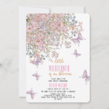 Pequeña flor silvestre en una ducha de bebé en flo