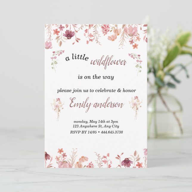 Invitación Pequeña flor silvestre rosa en camino a Baby Showe (Anverso de pie)