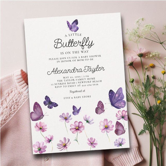 Invitación Pequeña mariposa Wilple Purple Pink Baby Shower (little butterfly baby girl shower invitation cottage garden watercolor purple wildflowers adorable)