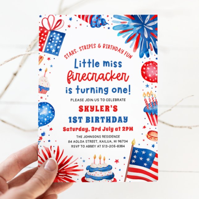 Invitación Pequeña Miss Firecracker el 4 de julio (Watercolor Patriotic Fireworks Little Miss Firecracker 4th of July 1st Birthday Invitation)
