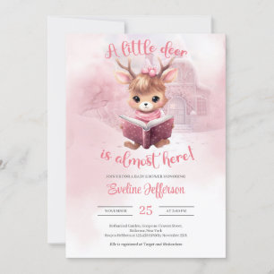 Invitación Pequeño ciervo rosa lindo leyendo un libro en el b