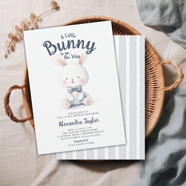 Invitación Pequeño conejito Bow Nata Marina Niño Blanco Ducha (a little bunny baby boy shower invitation springtime easter garden picnic navy blue cute sweet)