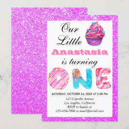 Invitación Pequeño pastelito morado Purpurina primer cumpleañ