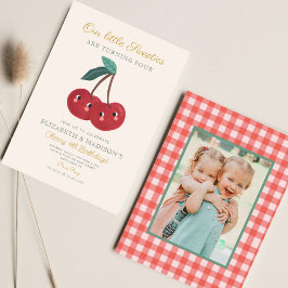 Invitación Pequeños gemelos Cherry First Birthday