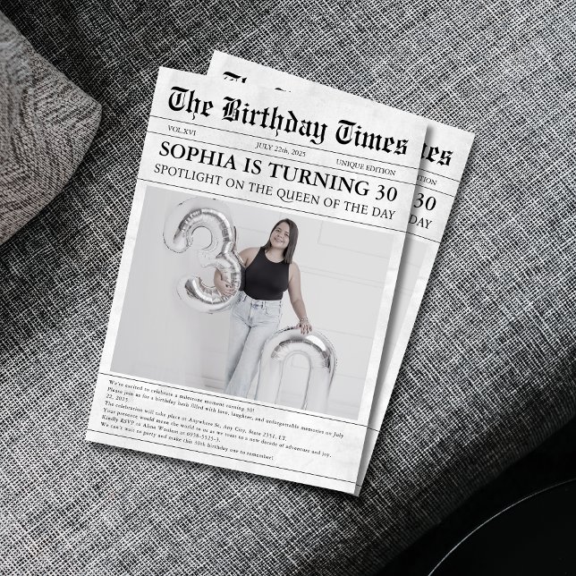 Invitación Periódico blanco y negro 30 cumpleaños (Subido por el creador)