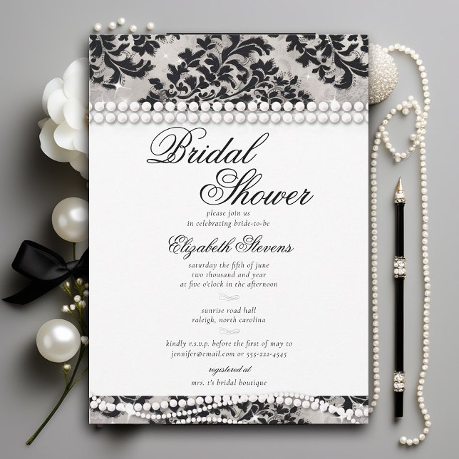Invitación Perlas negras y blancas de encaje Damask Bridal Sh (lace and pearls bridal shower invitation black white damask elegant formal modern classic)