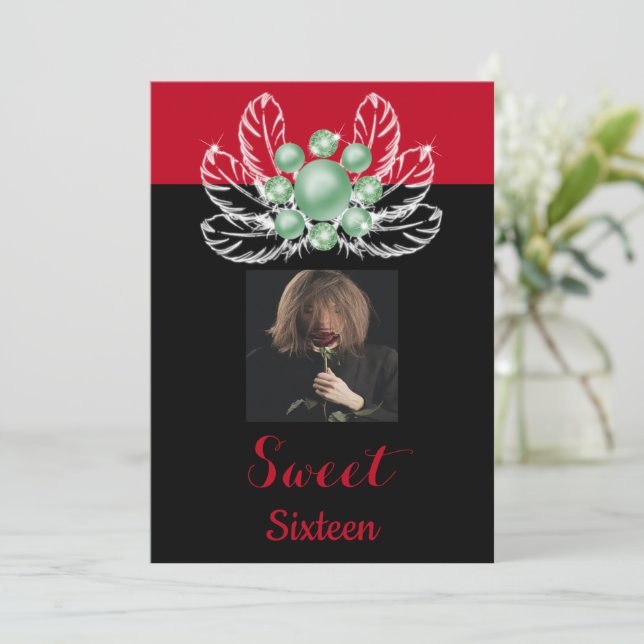 Invitación Perlas verdes: plumas blancas y foto de broche de  (Anverso de pie)