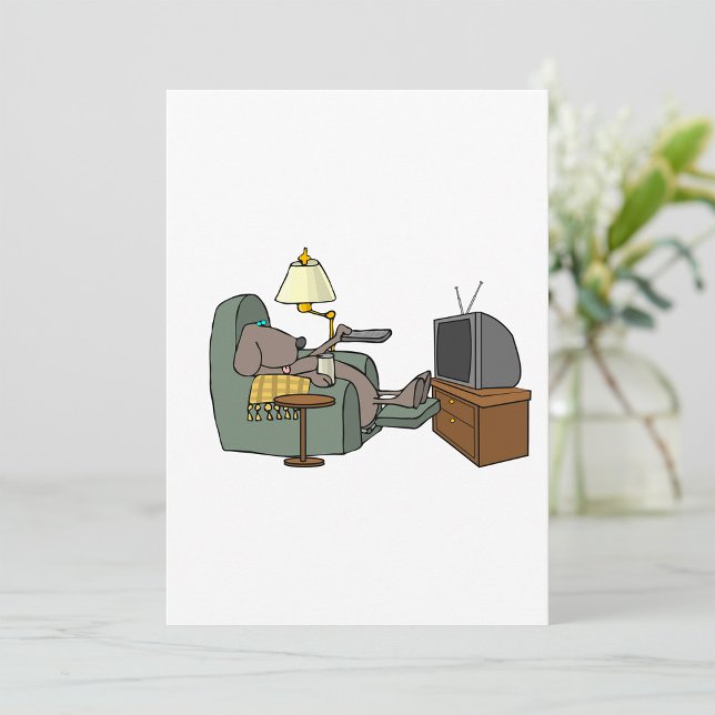 Invitación Perro Divertido Relajándose en Sillón Reclinable M (Subido por el creador)