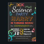 Invitación Personalizado de cumpleaños del Fiesta Mad Science<br><div class="desc">personalizado de invitación curada "Cumpleaños Fiesta Mad Science Lab Chalkboard",  es perfecto para chicos y chicas de cumpleaños. Fácilmente al personalizar de su información haciendo clic en el botón "Personalizado".</div>
