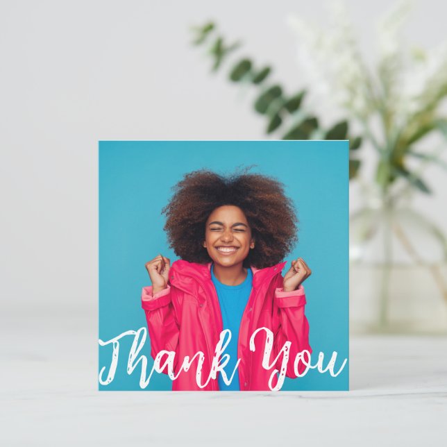 Invitación Personalizado de guiones modernos de foto graduaci (Anverso de pie)