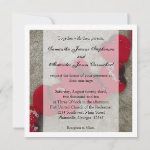 Invitación Pétalos de rosa roja, boda de playa de arena