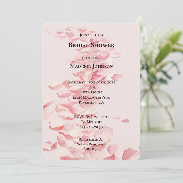 Invitación Pétalos rosa rosados románticos ducha de novia flo (Anverso de pie)