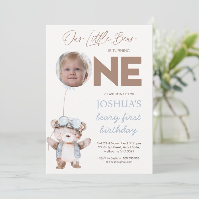 Invitación Photo Brown Beary First Birthday Bear Birthday (Anverso de pie)