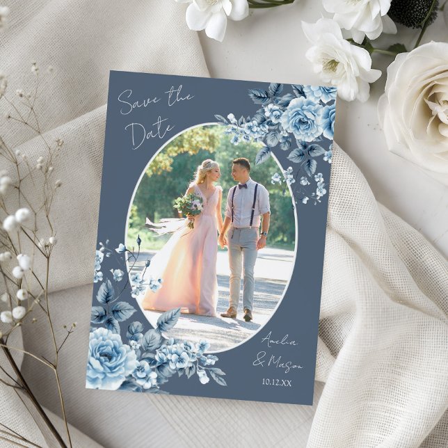 Invitación Photo Dusty Blue Script Floral Save the Date Card (Photo Dusty Blue Script Floral Save the Date Card Front)