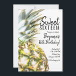 Invitación Piña Tropical Dorada Dulces 16 Fiesta de Playa<br><div class="desc">Personaliza para cualquier evento.</div>