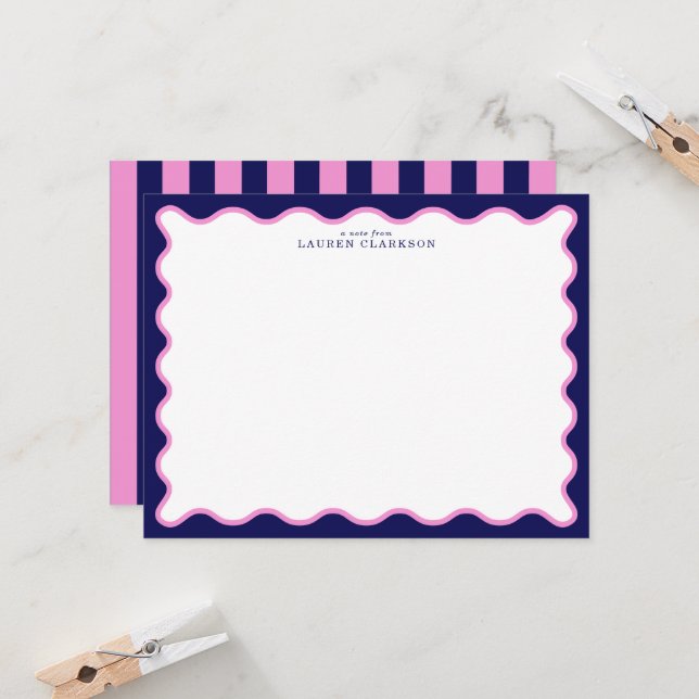 Invitación Pink and Navy Wavy Frame Note Card with Striped Ba (Anverso/Reverso In Situ)