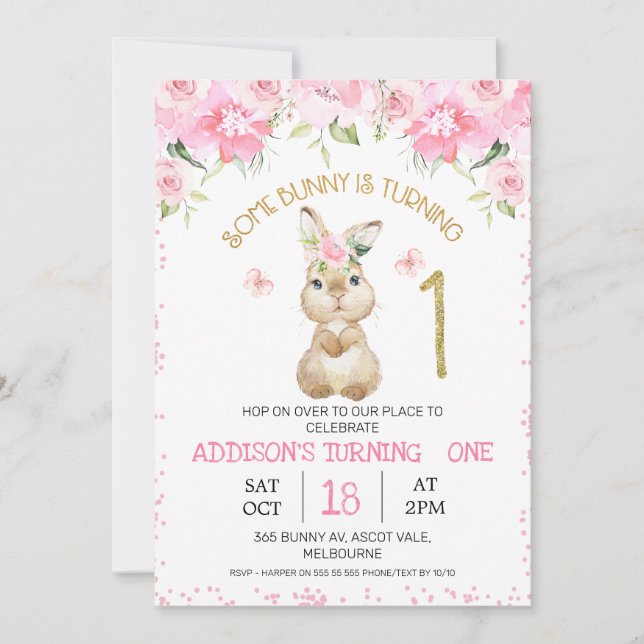 Invitación Pink Floral Furry Bunny Gold Primer Cumpleaños (Anverso)
