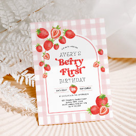 Invitación Pink Gingham Berry First Strawberry 1er cumpleaños