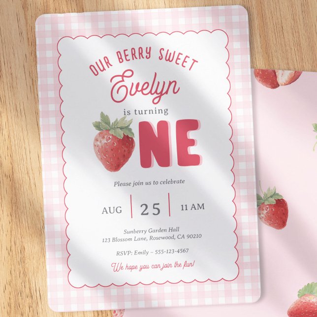 Invitación Pink Gingham Berry First Strawberry Themed (Berry First-Strawberry with pink gingham background. Spring Girl 1st Birthday Invitatio)