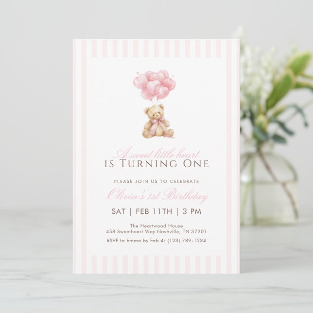 Invitación Pink Heart Balloon Teddy Bear 1st Birthday (Anverso de pie)